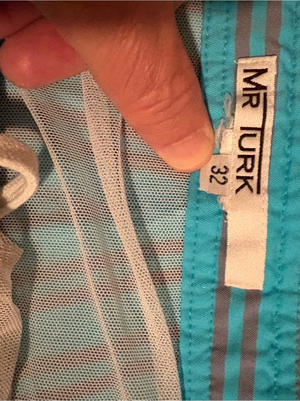 Mr Turk Men’s Aqua Striped Casual Swim Shorts Medium (32)